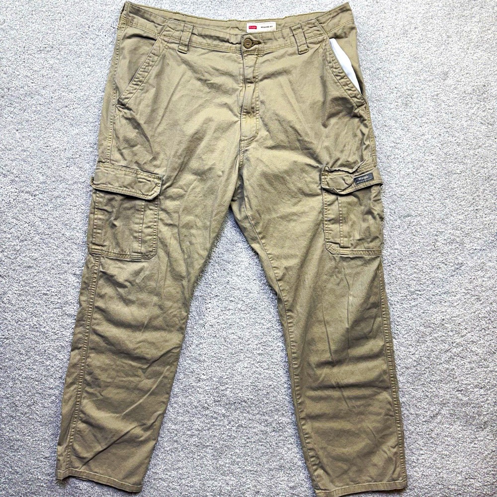 Wrangler Cargo Pants Mens 38x32 Khaki Tan Relaxed Fit Cotton Stretch Utility